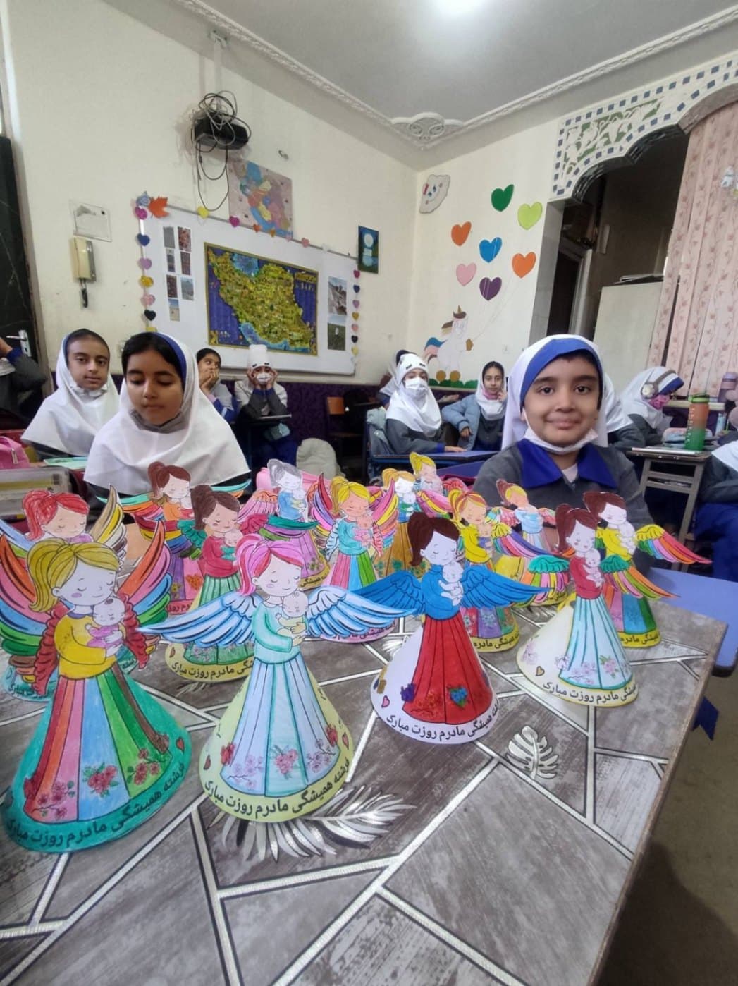 روز مادر مبارک(کلاس چهارم)