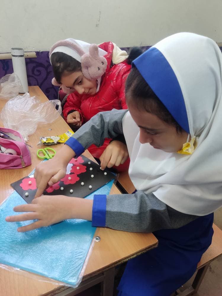 کاردستی کلاس چهارم(کار گروهی)